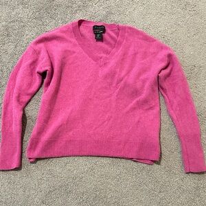 100% 2-PLY CASHMERE V-Neck Sweater Tahari (Pink)